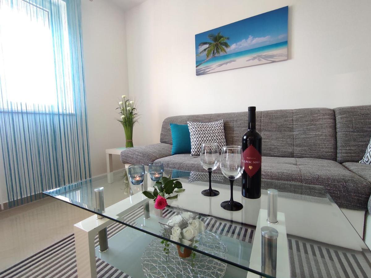Apartment Zunabovic トロギール エクステリア 写真