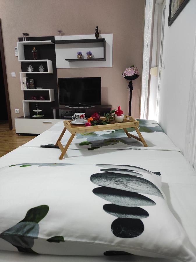 Apartment Zunabovic トロギール エクステリア 写真