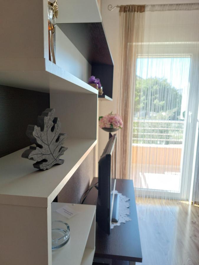 Apartment Zunabovic トロギール エクステリア 写真