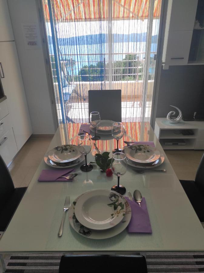 Apartment Zunabovic トロギール エクステリア 写真