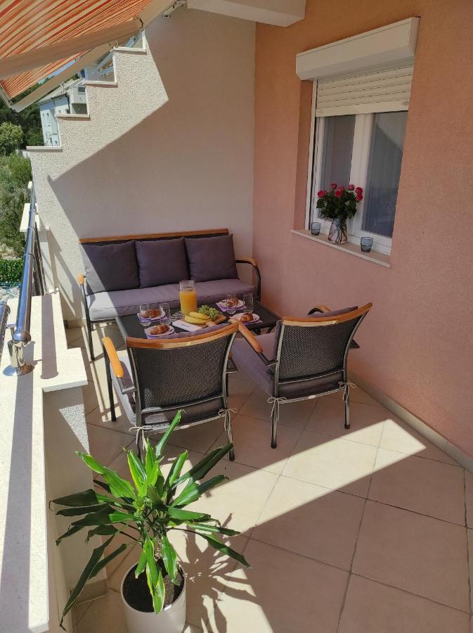 Apartment Zunabovic トロギール エクステリア 写真