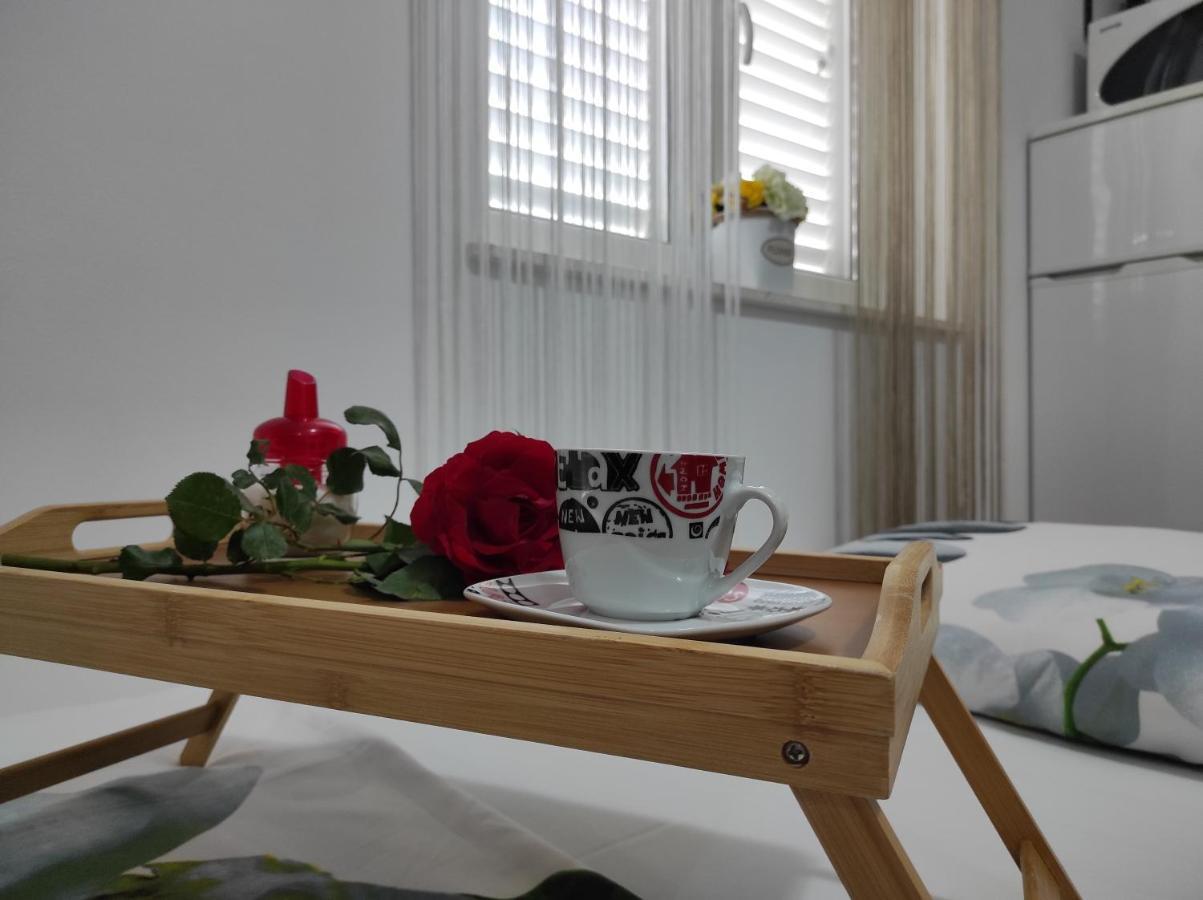 Apartment Zunabovic トロギール エクステリア 写真