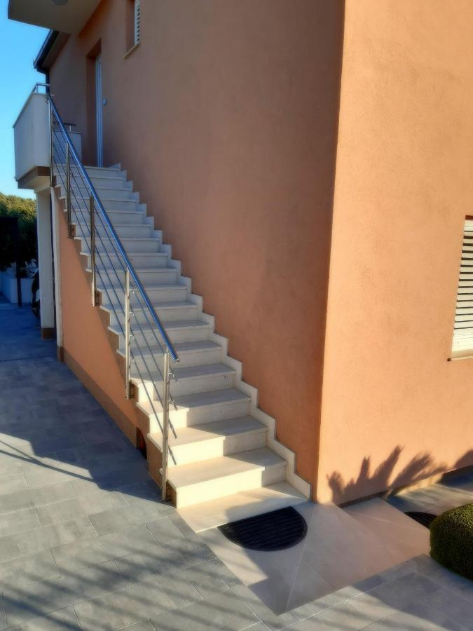 Apartment Zunabovic トロギール エクステリア 写真