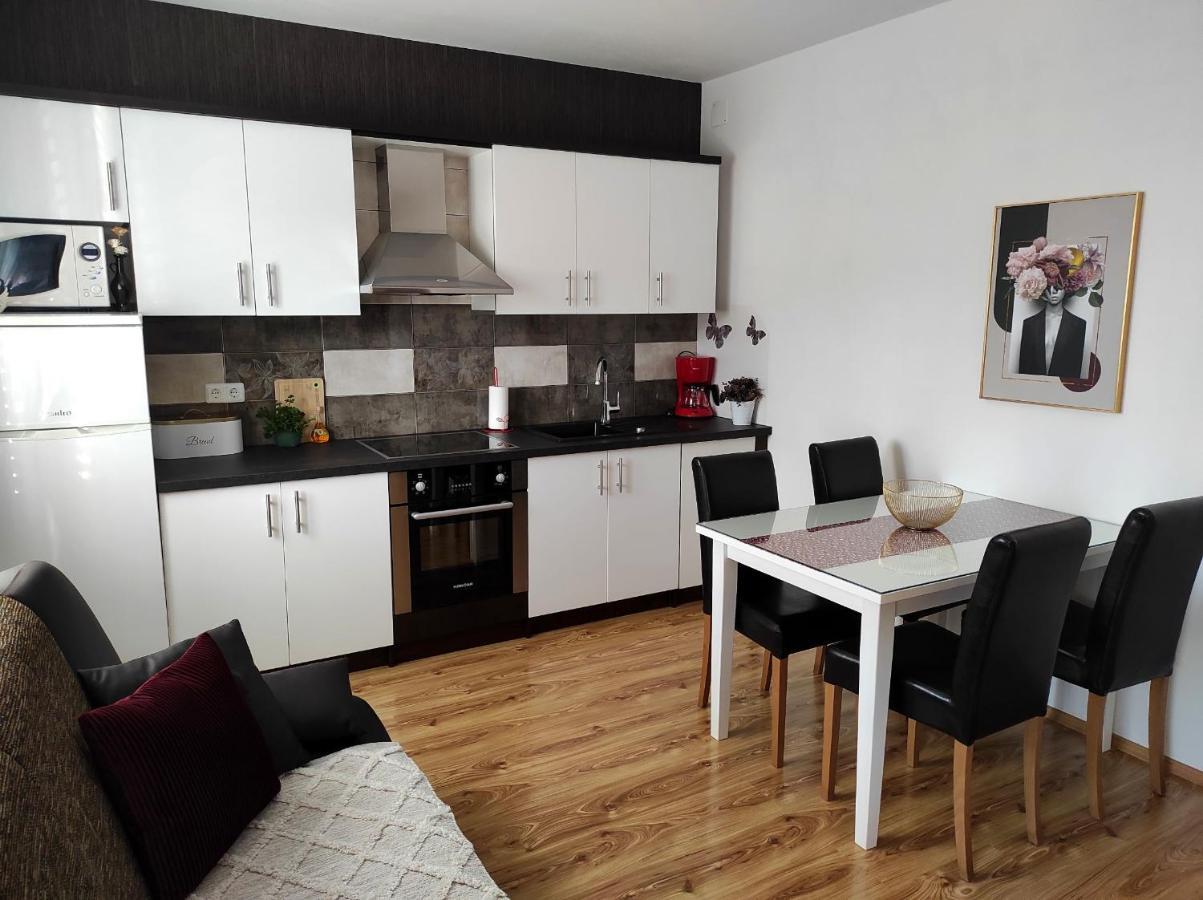 Apartment Zunabovic トロギール エクステリア 写真