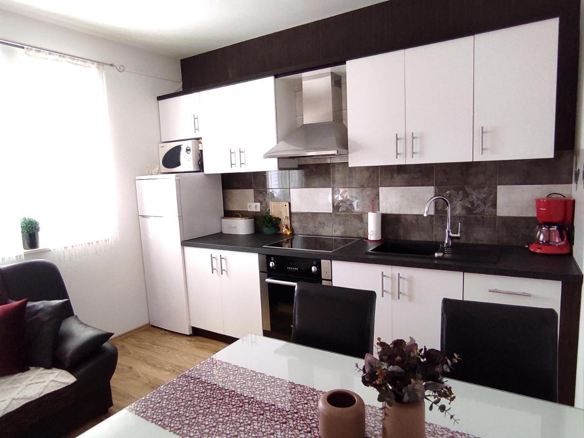 Apartment Zunabovic トロギール エクステリア 写真